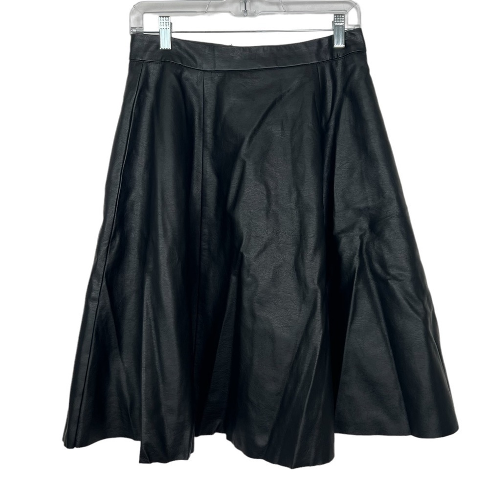 Forever 21 Black Faux Leather Skirt Medium